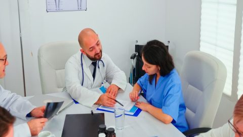What to Expect When Visiting a Pain Management Doctor in Orlando