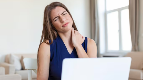 Cervical Radiculopathy vs. Neck Pain in Orlando: How to Tell the Difference